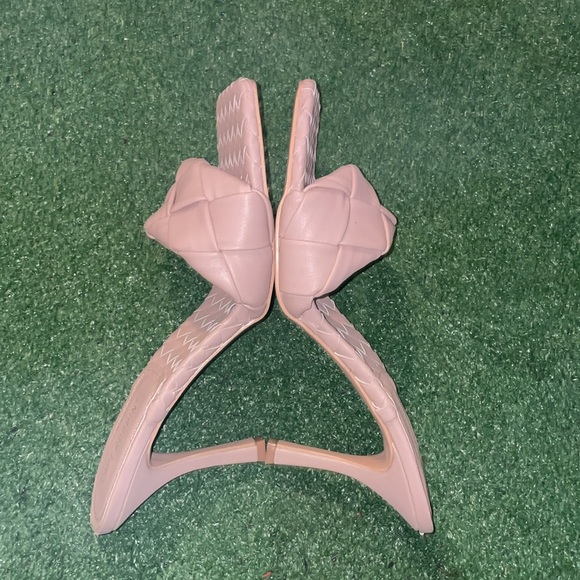 Cape Robbin Nude Heels - Picture 3 of 3